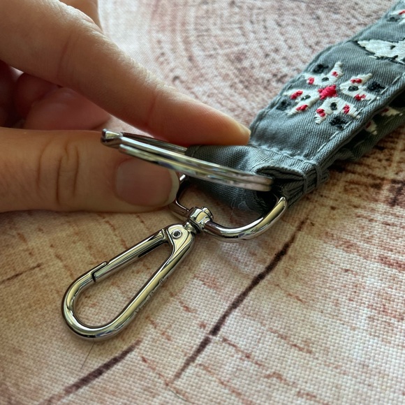 NEW - Vera Bradley Holiday / Winter 2021 Snoopy Embroidered Lanyard - Picture 2 of 4